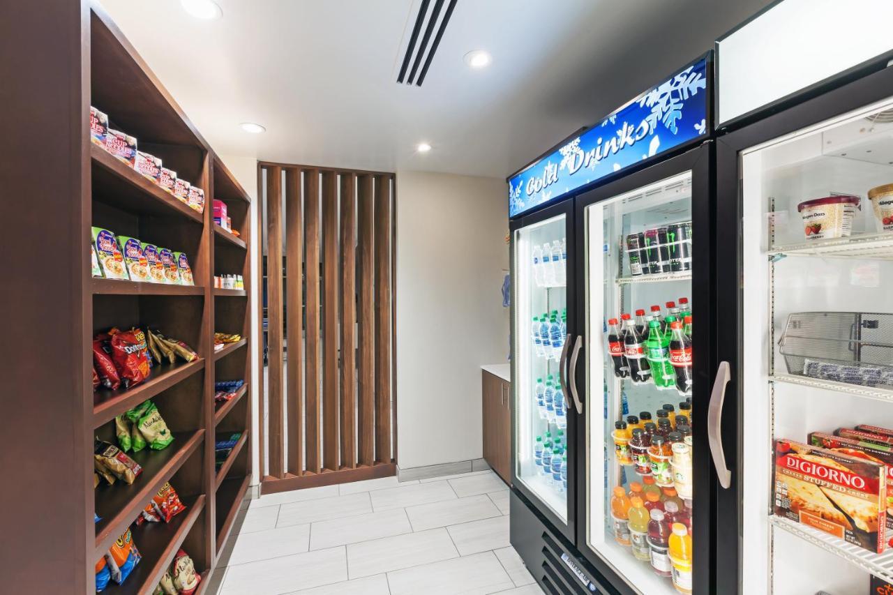 Holiday Inn Express & Suites Tulsa South - Woodland Hills By Ihg Εξωτερικό φωτογραφία