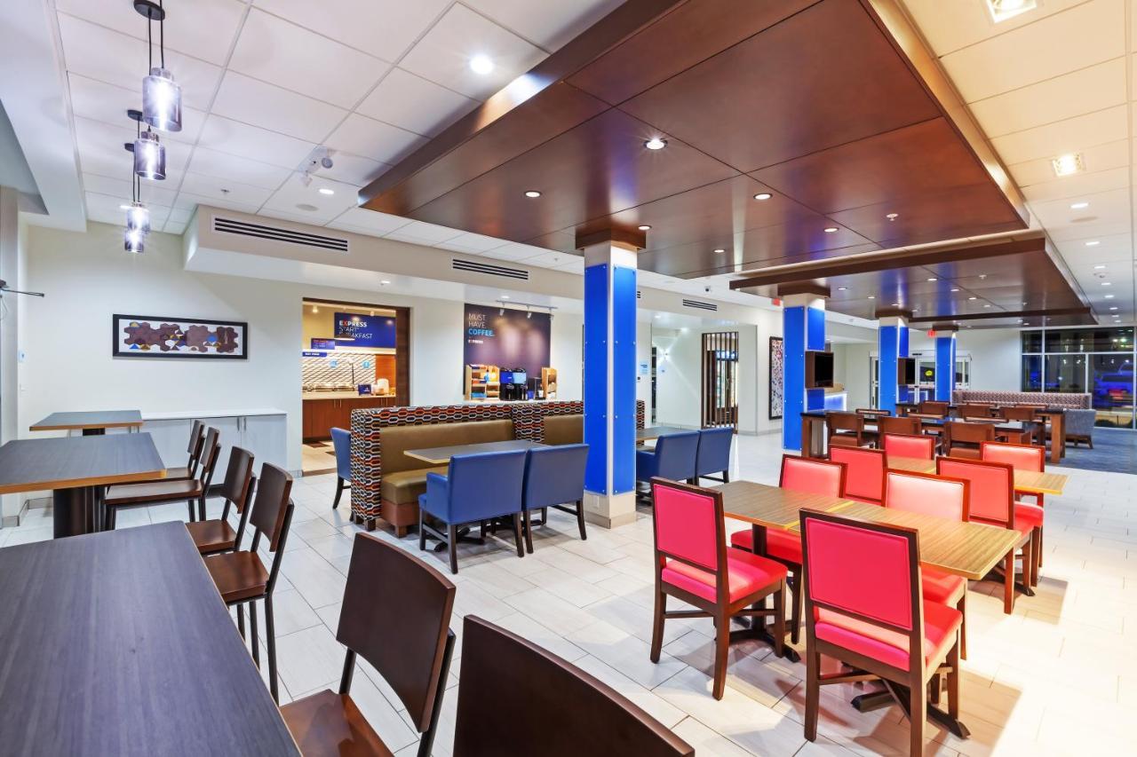 Holiday Inn Express & Suites Tulsa South - Woodland Hills By Ihg Εξωτερικό φωτογραφία
